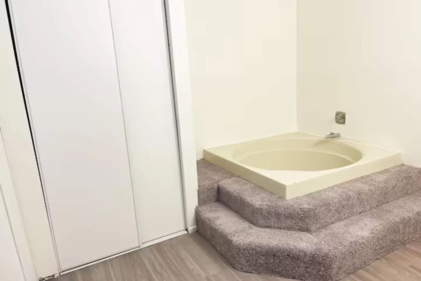 2 Or 3 Bedroom Condo Walk To Mgm Casino And Strip Las Vegas